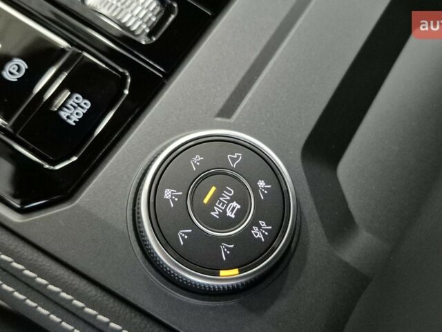 купить новое авто Фольксваген Туарег 2025 года от официального дилера Автодім Атлант на Вацлава Гавела Фольксваген фото