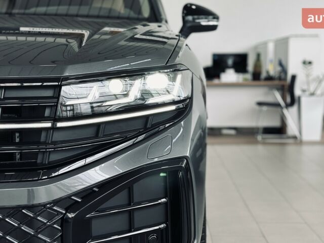купити нове авто Фольксваген Туарег 2025 року від офіційного дилера Автодім Атлант на Вацлава Гавела Фольксваген фото