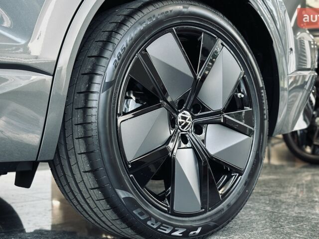 купить новое авто Фольксваген Туарег 2025 года от официального дилера Автодім Атлант на Вацлава Гавела Фольксваген фото