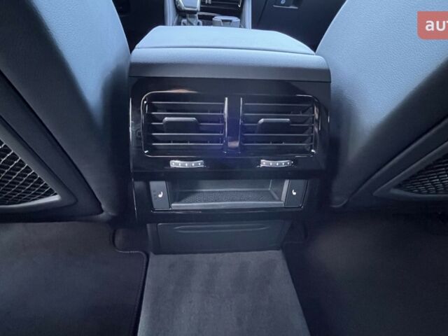 Фольксваген Туарег, объемом двигателя 2.97 л и пробегом 0 тыс. км за 86560 $, фото 7 на Automoto.ua