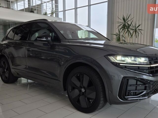 Фольксваген Туарег, об'ємом двигуна 2.97 л та пробігом 0 тис. км за 88917 $, фото 4 на Automoto.ua