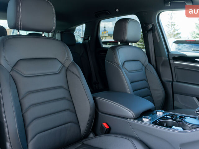 Фольксваген Туарег, объемом двигателя 2.97 л и пробегом 0 тыс. км за 66500 $, фото 13 на Automoto.ua