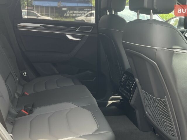 Фольксваген Туарег, об'ємом двигуна 2.97 л та пробігом 0 тис. км за 86560 $, фото 10 на Automoto.ua