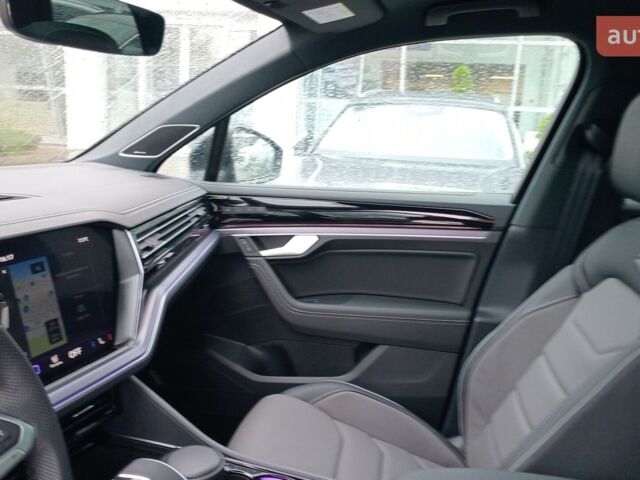 Фольксваген Туарег, об'ємом двигуна 2.97 л та пробігом 0 тис. км за 86189 $, фото 29 на Automoto.ua