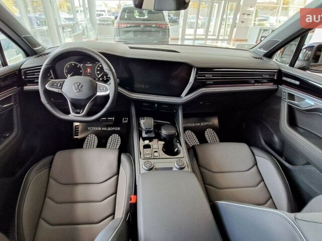 Фольксваген Туарег, объемом двигателя 2.97 л и пробегом 0 тыс. км за 86560 $, фото 6 на Automoto.ua