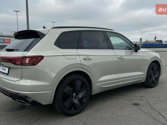 Фольксваген Туарег, объемом двигателя 2.97 л и пробегом 0 тыс. км за 89500 $, фото 4 на Automoto.ua