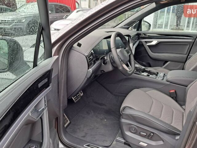 Фольксваген Туарег, об'ємом двигуна 2.97 л та пробігом 0 тис. км за 86189 $, фото 6 на Automoto.ua