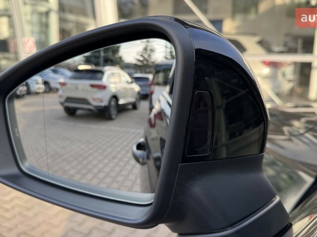 Фольксваген Туарег, объемом двигателя 2.97 л и пробегом 0 тыс. км за 84830 $, фото 9 на Automoto.ua