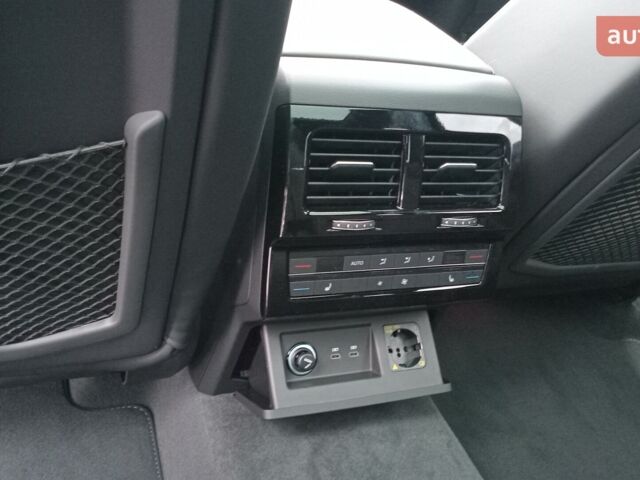 Фольксваген Туарег, об'ємом двигуна 2.97 л та пробігом 0 тис. км за 86189 $, фото 35 на Automoto.ua