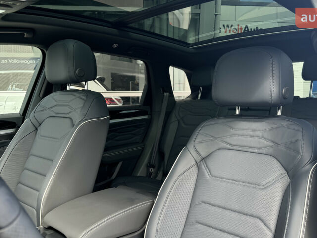 Фольксваген Туарег, объемом двигателя 2.99 л и пробегом 0 тыс. км за 85870 $, фото 17 на Automoto.ua