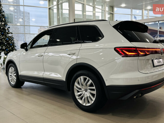 купити нове авто Фольксваген Туарег 2025 року від офіційного дилера Автодім Атлант на Вацлава Гавела Фольксваген фото