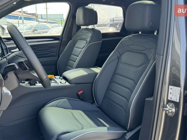 Фольксваген Туарег, объемом двигателя 2.97 л и пробегом 0 тыс. км за 87000 $, фото 12 на Automoto.ua