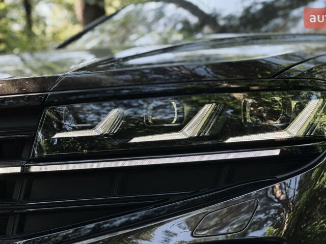 купить новое авто Фольксваген Туарег 2025 года от официального дилера Автодім Атлант на Вацлава Гавела Фольксваген фото