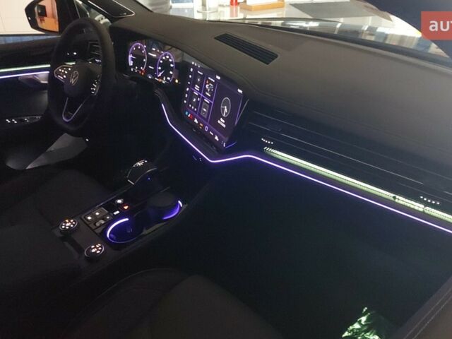 Фольксваген Туарег, об'ємом двигуна 2.97 л та пробігом 0 тис. км за 87560 $, фото 19 на Automoto.ua