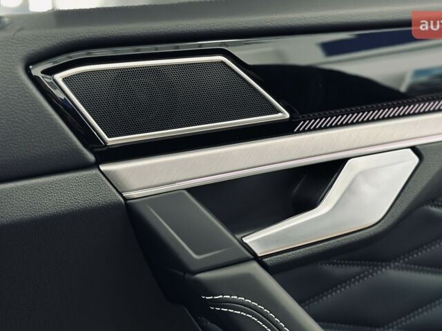 купить новое авто Фольксваген Туарег 2025 года от официального дилера Автодім Атлант на Вацлава Гавела Фольксваген фото