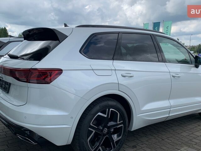 Фольксваген Туарег, объемом двигателя 2.97 л и пробегом 0 тыс. км за 86500 $, фото 10 на Automoto.ua