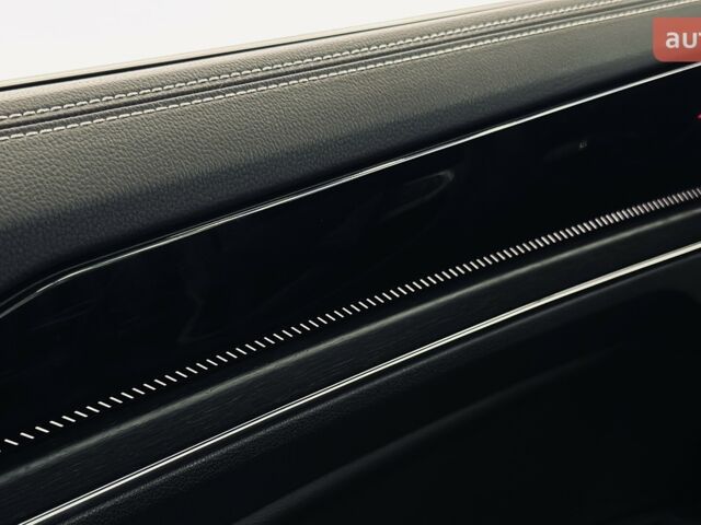 Фольксваген Туарег, объемом двигателя 2.97 л и пробегом 0 тыс. км за 69700 $, фото 19 на Automoto.ua