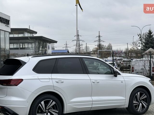 Фольксваген Туарег, объемом двигателя 2.97 л и пробегом 0 тыс. км за 87554 $, фото 4 на Automoto.ua