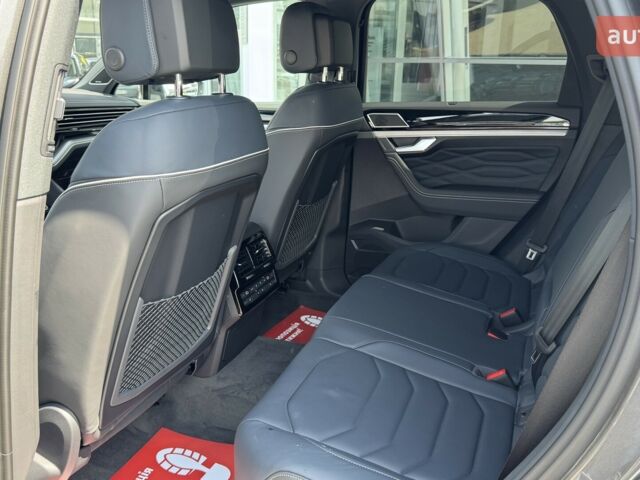 Фольксваген Туарег, об'ємом двигуна 2.97 л та пробігом 0 тис. км за 85500 $, фото 19 на Automoto.ua