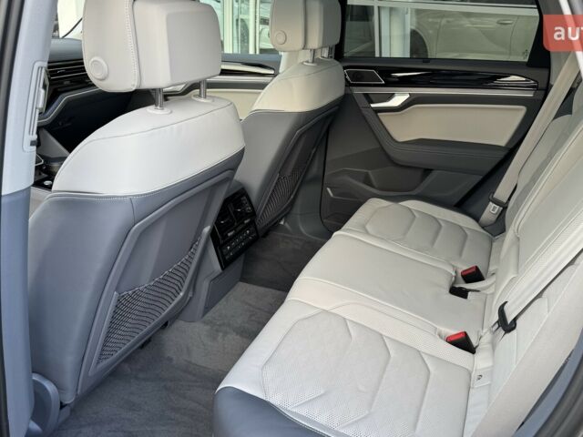 Фольксваген Туарег, об'ємом двигуна 2.97 л та пробігом 0 тис. км за 84900 $, фото 26 на Automoto.ua