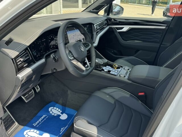 Фольксваген Туарег, об'ємом двигуна 2.97 л та пробігом 0 тис. км за 86100 $, фото 25 на Automoto.ua