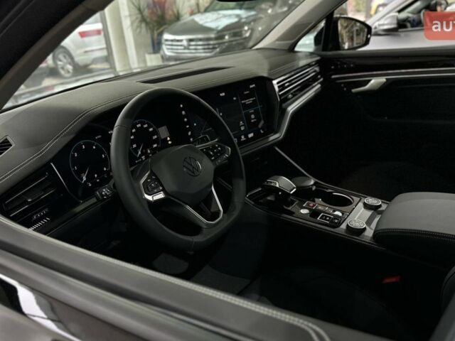 Фольксваген Туарег, объемом двигателя 2.97 л и пробегом 0 тыс. км за 69771 $, фото 19 на Automoto.ua