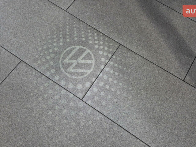 купити нове авто Фольксваген Туарег 2025 року від офіційного дилера Автодім Атлант на Вацлава Гавела Фольксваген фото