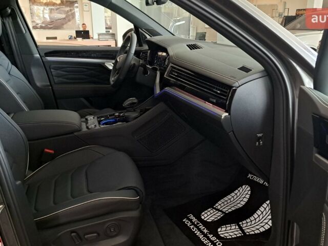 Фольксваген Туарег, об'ємом двигуна 2.97 л та пробігом 0 тис. км за 87235 $, фото 10 на Automoto.ua