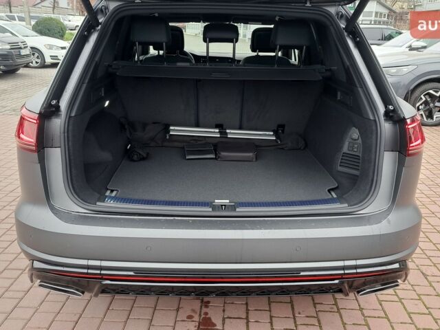 Фольксваген Туарег, объемом двигателя 2.97 л и пробегом 0 тыс. км за 88900 $, фото 21 на Automoto.ua