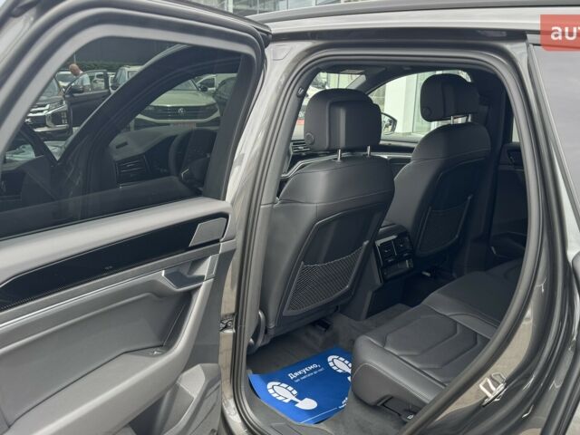 Фольксваген Туарег, объемом двигателя 2.97 л и пробегом 0 тыс. км за 66200 $, фото 20 на Automoto.ua