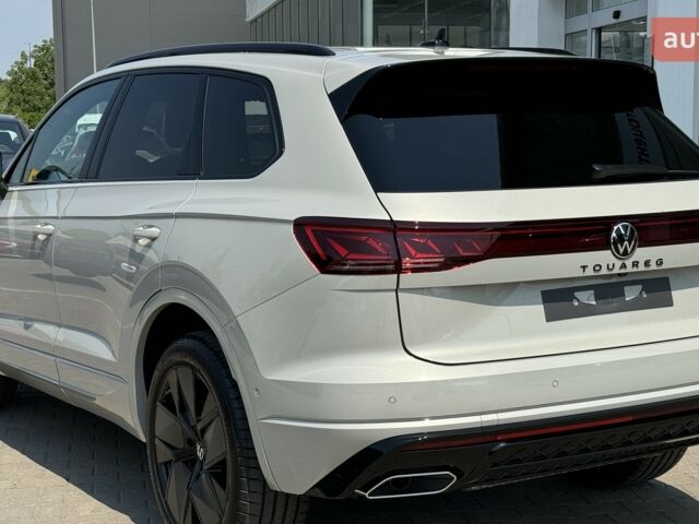 Фольксваген Туарег, объемом двигателя 2.97 л и пробегом 0 тыс. км за 88000 $, фото 4 на Automoto.ua