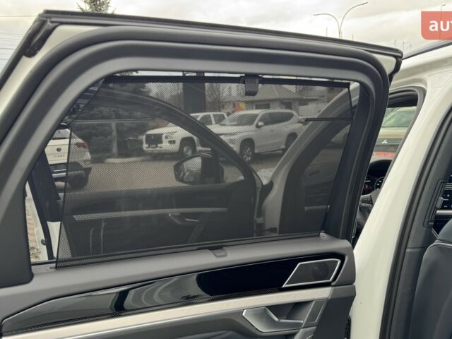 Фольксваген Туарег, объемом двигателя 2.97 л и пробегом 0 тыс. км за 88000 $, фото 15 на Automoto.ua