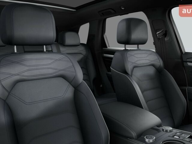 Фольксваген Туарег, объемом двигателя 2.97 л и пробегом 0 тыс. км за 90700 $, фото 23 на Automoto.ua