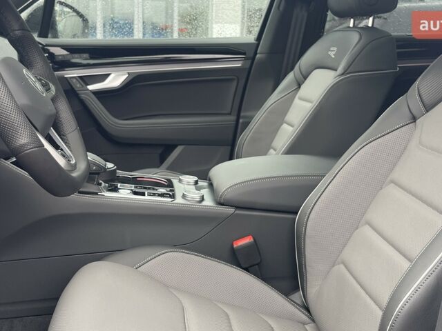 Фольксваген Туарег, объемом двигателя 2.97 л и пробегом 0 тыс. км за 86190 $, фото 13 на Automoto.ua