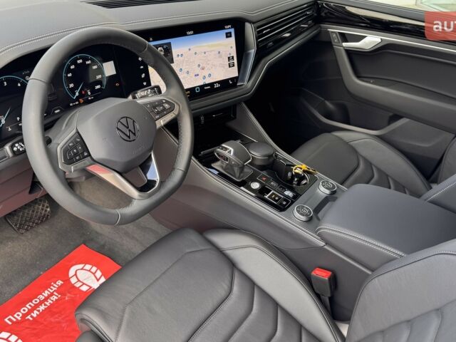 Фольксваген Туарег, объемом двигателя 2.97 л и пробегом 0 тыс. км за 70650 $, фото 21 на Automoto.ua