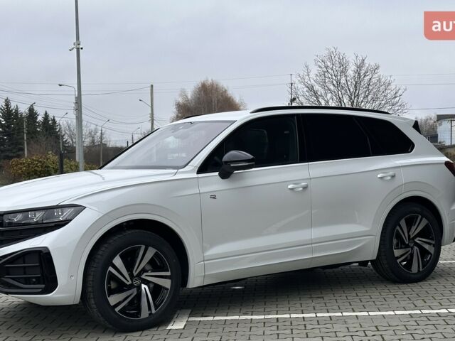 Фольксваген Туарег, объемом двигателя 2.97 л и пробегом 0 тыс. км за 87554 $, фото 2 на Automoto.ua