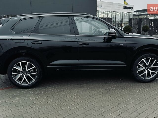 Фольксваген Туарег, объемом двигателя 2.97 л и пробегом 0 тыс. км за 89300 $, фото 13 на Automoto.ua