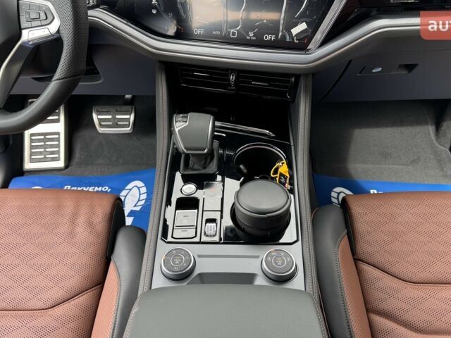 Фольксваген Туарег, объемом двигателя 2.97 л и пробегом 0 тыс. км за 84900 $, фото 19 на Automoto.ua