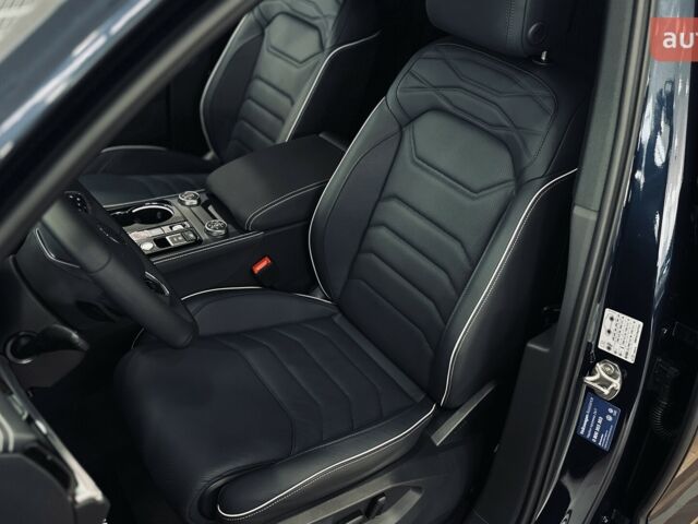 купить новое авто Фольксваген Туарег 2025 года от официального дилера Автодім Атлант на Вацлава Гавела Фольксваген фото