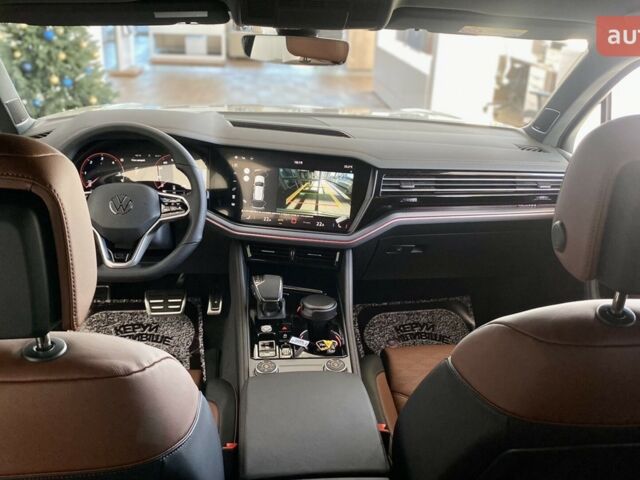 Фольксваген Туарег, объемом двигателя 2.97 л и пробегом 0 тыс. км за 87500 $, фото 12 на Automoto.ua
