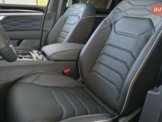 Фольксваген Туарег, объемом двигателя 2.97 л и пробегом 0 тыс. км за 86637 $, фото 16 на Automoto.ua