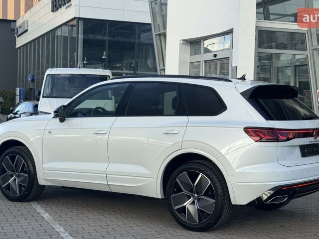 Фольксваген Туарег, об'ємом двигуна 2.97 л та пробігом 0 тис. км за 86100 $, фото 6 на Automoto.ua