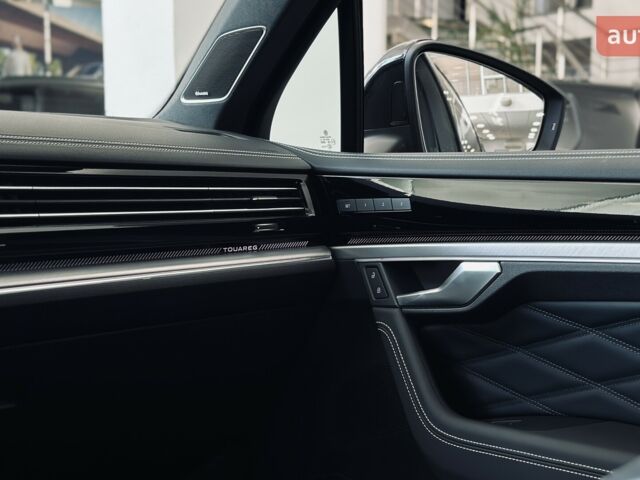 купить новое авто Фольксваген Туарег 2025 года от официального дилера Автодім Атлант на Вацлава Гавела Фольксваген фото