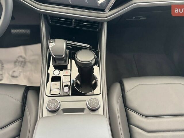 Фольксваген Туарег, объемом двигателя 2.97 л и пробегом 0 тыс. км за 69770 $, фото 17 на Automoto.ua