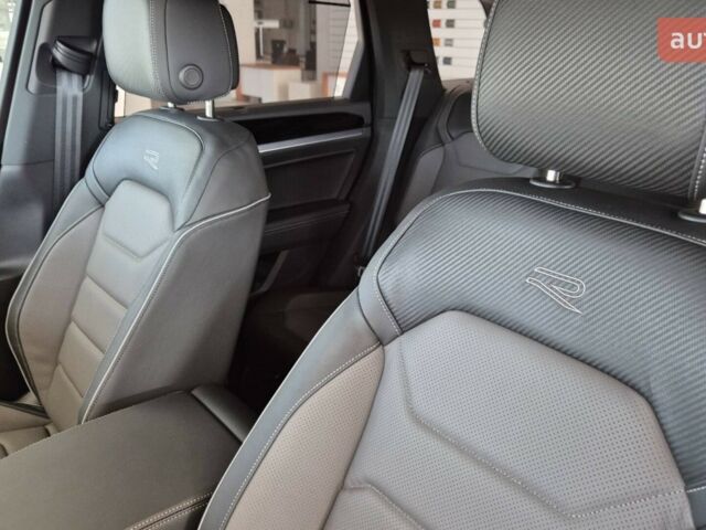 Фольксваген Туарег, об'ємом двигуна 2.97 л та пробігом 0 тис. км за 82500 $, фото 32 на Automoto.ua