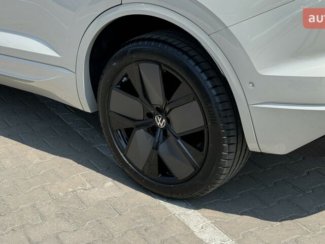 Фольксваген Туарег, объемом двигателя 2.97 л и пробегом 0 тыс. км за 88000 $, фото 8 на Automoto.ua