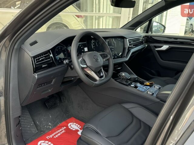 Фольксваген Туарег, объемом двигателя 2.97 л и пробегом 0 тыс. км за 66600 $, фото 15 на Automoto.ua