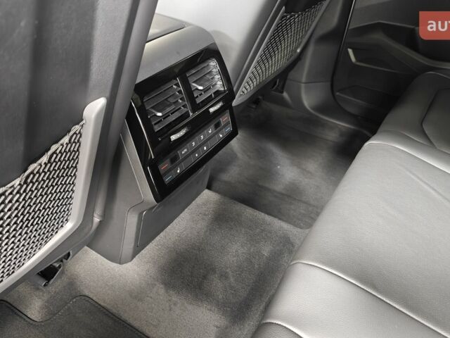 купить новое авто Фольксваген Туарег 2025 года от официального дилера Автодім Атлант на Вацлава Гавела Фольксваген фото