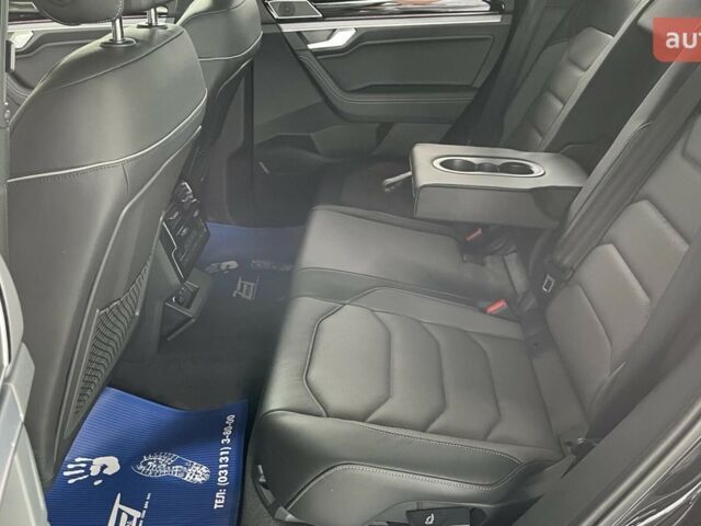 Фольксваген Туарег, объемом двигателя 2.97 л и пробегом 0 тыс. км за 86571 $, фото 22 на Automoto.ua