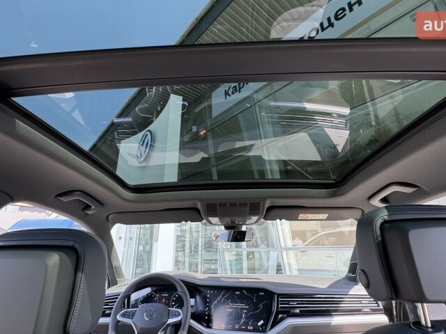 Фольксваген Туарег, объемом двигателя 2.97 л и пробегом 0 тыс. км за 87000 $, фото 16 на Automoto.ua